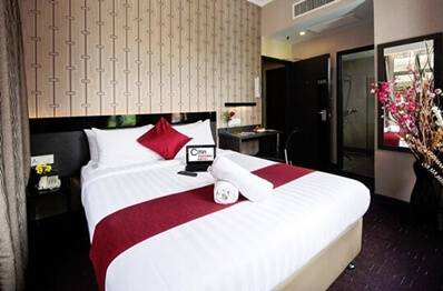 Queen bed Premier Room in Citin Seacare Hotel Pudu
